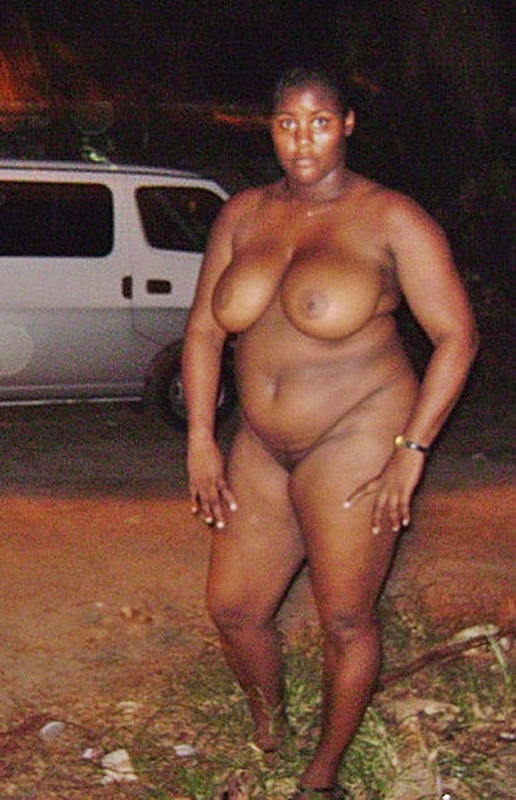 Free naked ebony pics