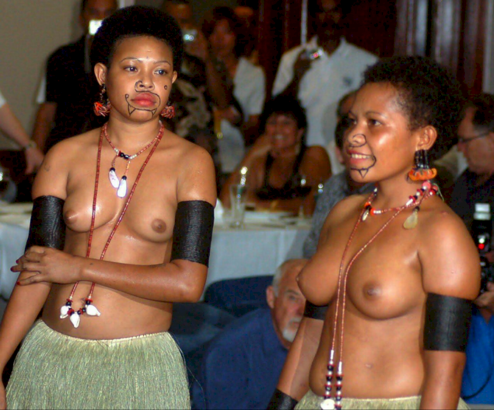 Tribal Afrikanisches M Dchen Upskirt Whittleonline