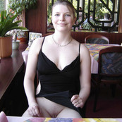 RESTAURANT NUDE