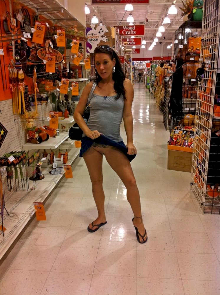 Naked Girls Of Walmart
