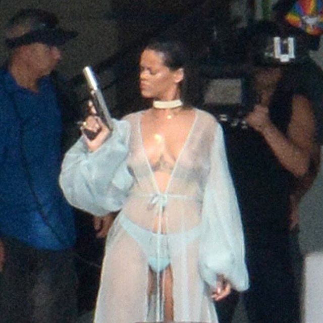 Rihanna On Set Of Her New Video Shesfreaky