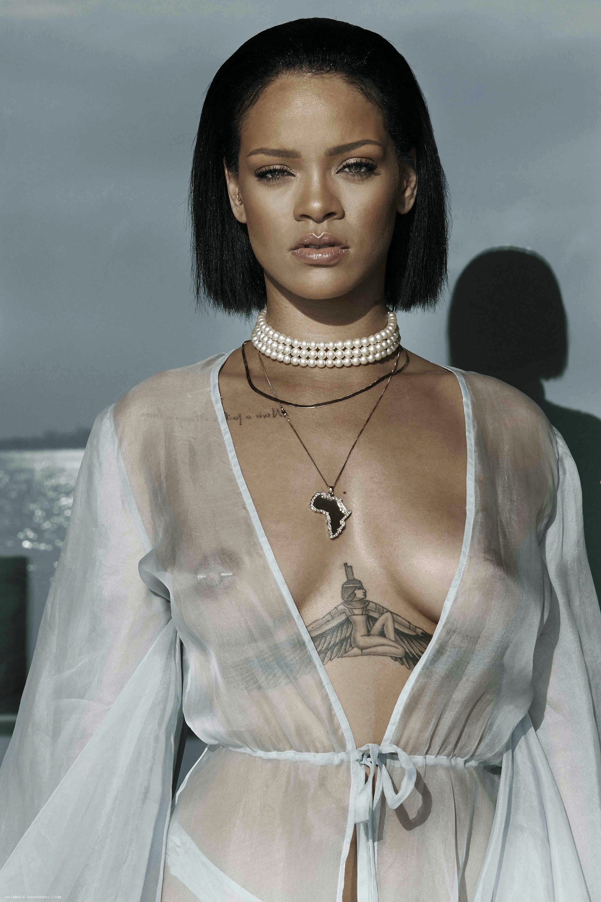 Rihanna Exposed 2 Shesfreaky