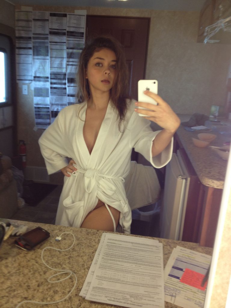 Sarah Hyland Leaked 2 Shesfreaky