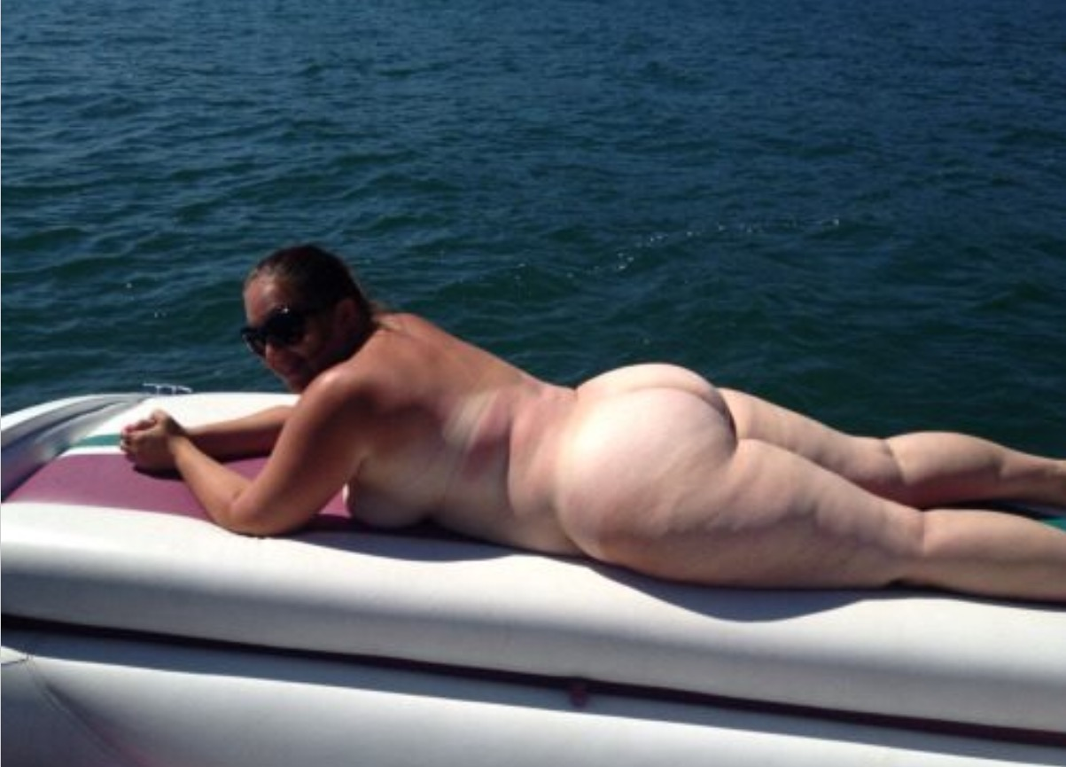 Pawg boat