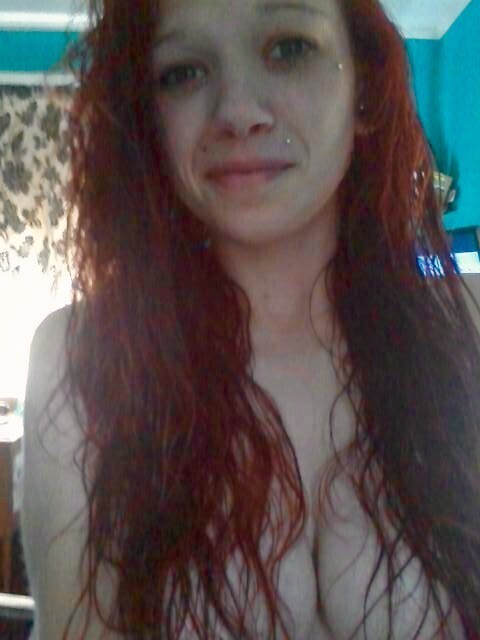 Cute Redhead Slut Nude Shesfreaky 