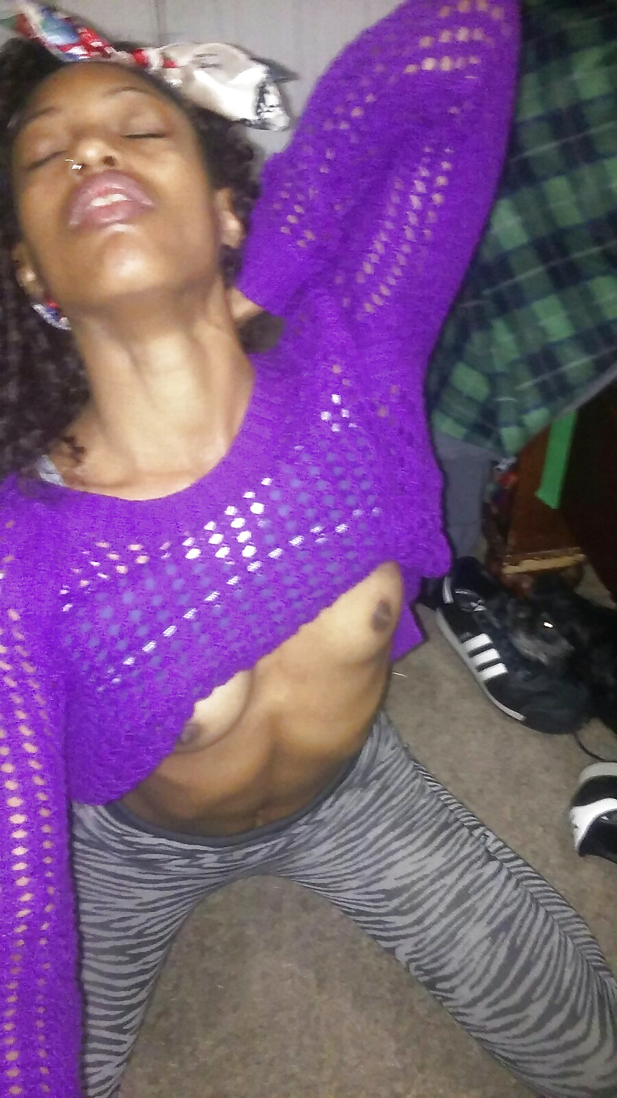 Bree Williams Showing Her Tits Shesfreaky