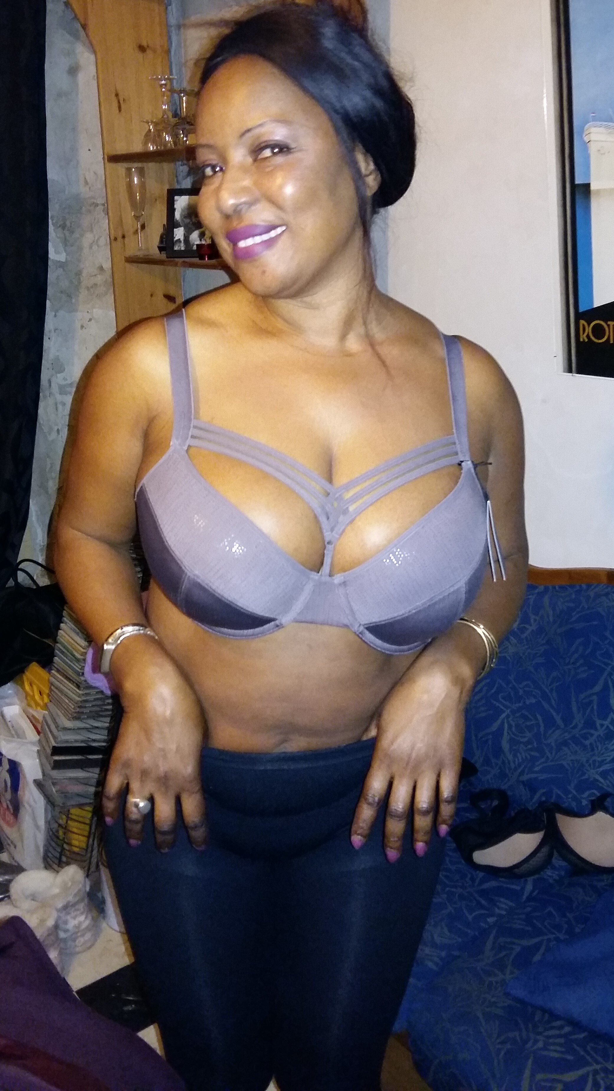 Ebony Milf Huge Tits - Big Tits Ebony MILF Ndey Posing in Lingerie - ShesFreaky