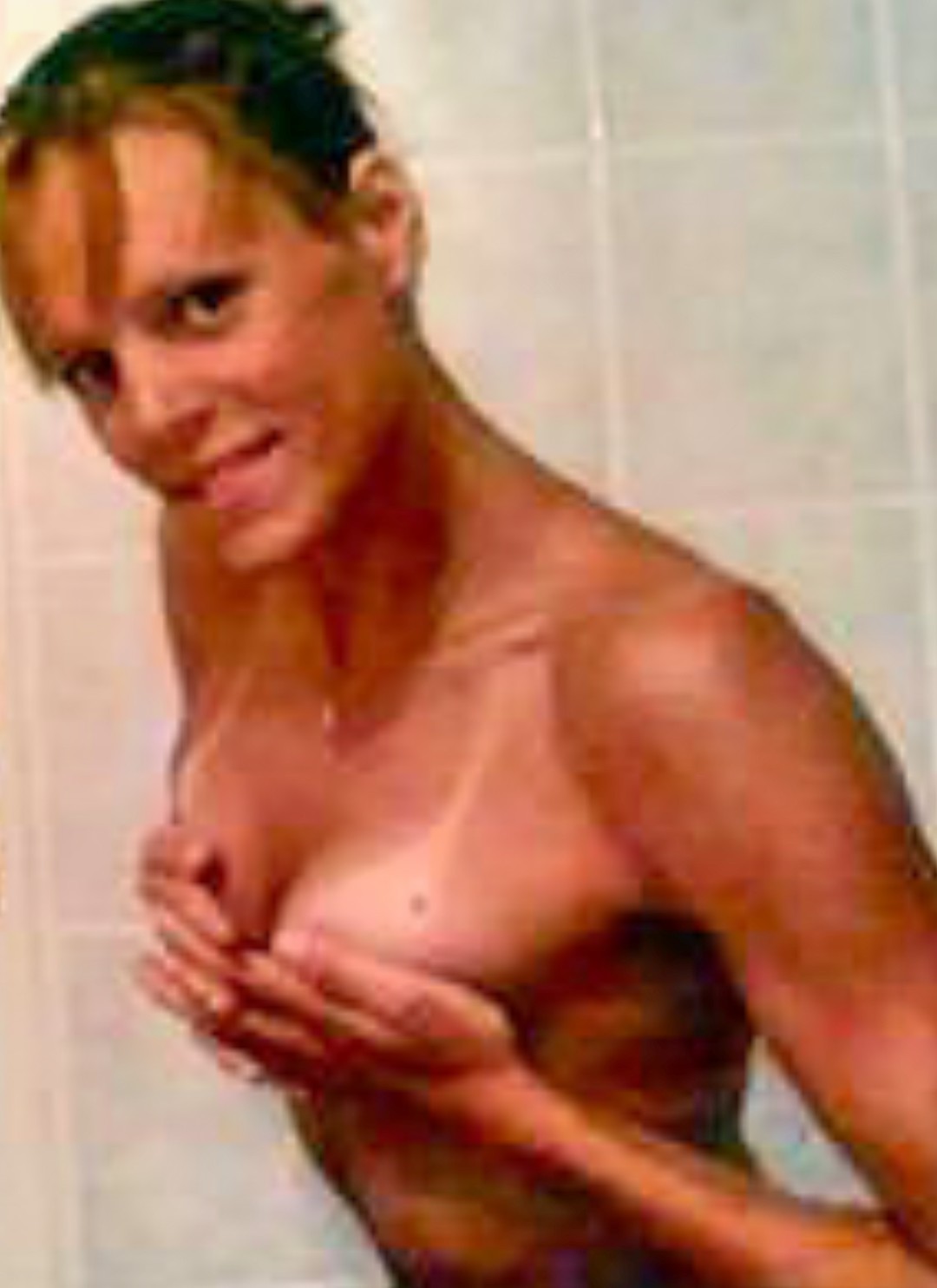 Laure manaudou nue-nude photos