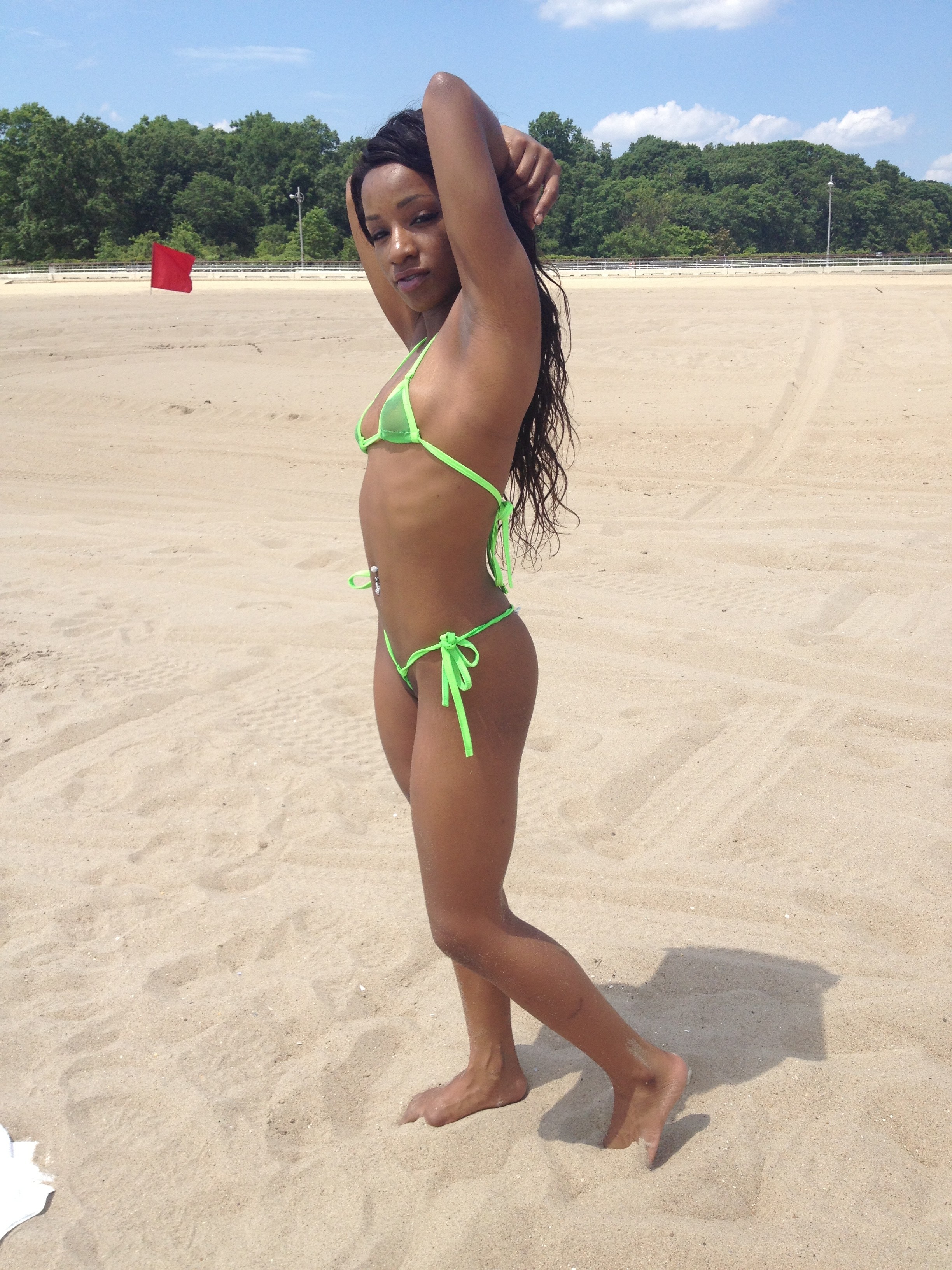 Ebony Beach Thong - Sexy Ebony in bikini - ShesFreaky