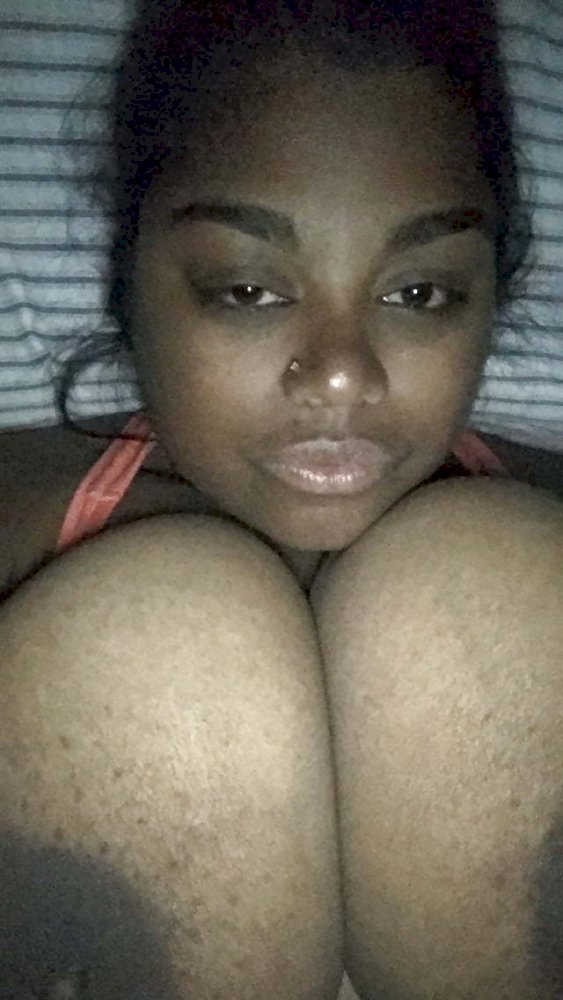 Young Black Girls With Big Tits Po