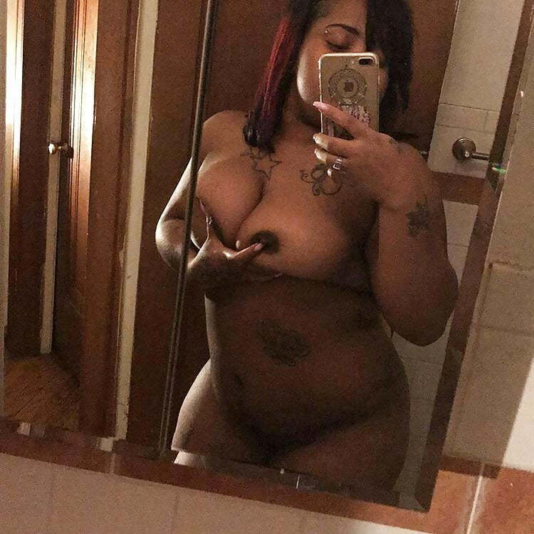 Ebony Huge Tits Sucking Dick