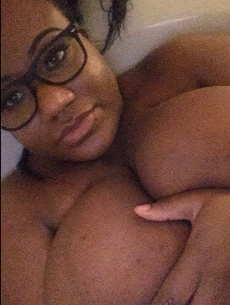 Bbw Ebony With Big Tits Shesfreaky 