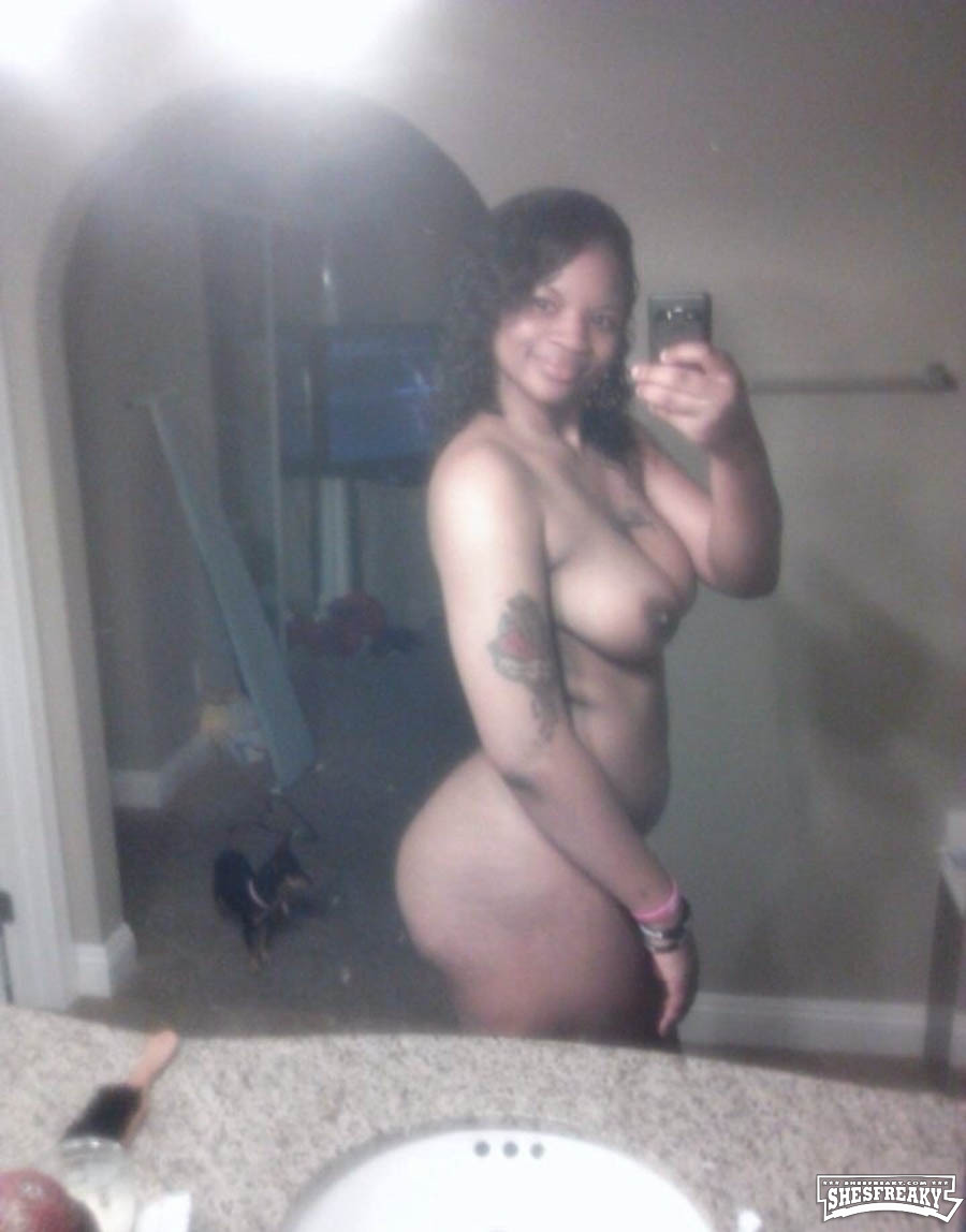 Thick black girl from the hood taking selfies - ShesFreaky