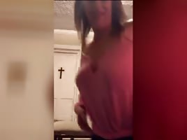 Mom Flashes Boobs